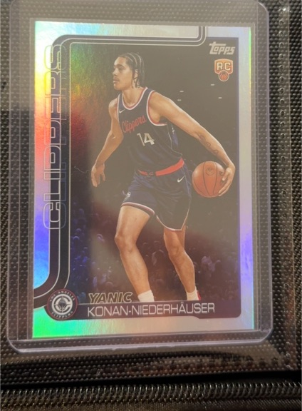 2025-26 Topps #230 Yanic Konan-Niederhauser — front