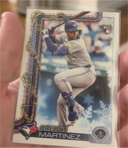 2025 Topps Holiday #H17 Orelvis Martinez — front