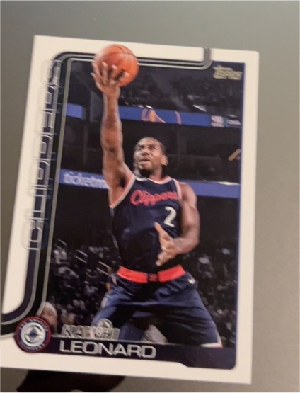 2025-26 Topps #142 Kawhi Leonard — front