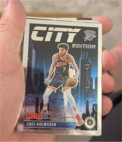 2023-24 Panini NBA Hoops Premium Stock City Edition #9 Chet Holmgren — front