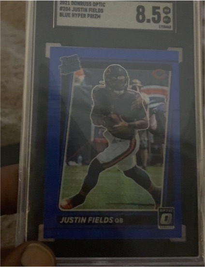 2021 Panini Donruss Optic #204 Justin Fields — front