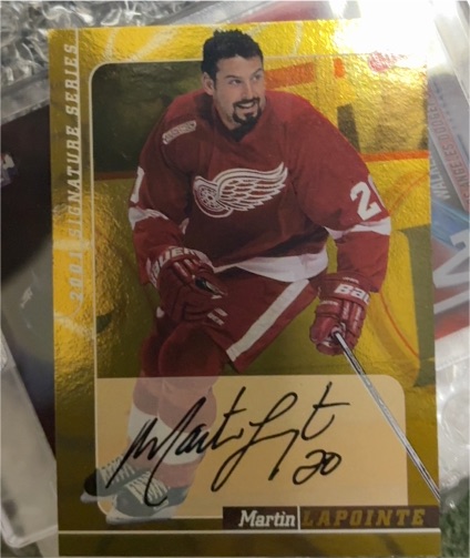 2000-01 Be A Player Signature Series #20 Martin LaPointe — front