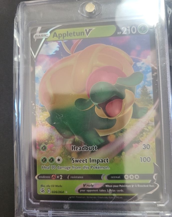 2021 Pokémon TCG Fusion Strike #026 Appletun V — front