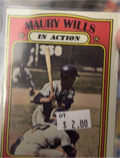 1972 Topps #438 Maury Wills — front