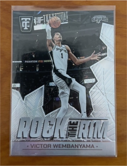 2024-25 Panini Totally Certified #25 Victor Wembanyama Rock the Rim — front