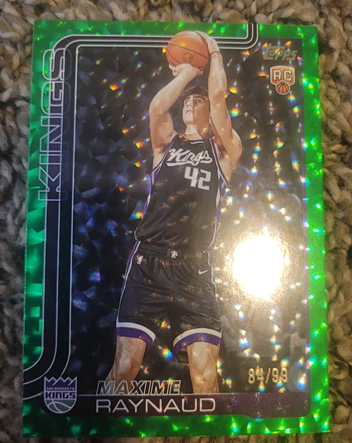 2025-26 Topps #243 Maxime Raynaud — front