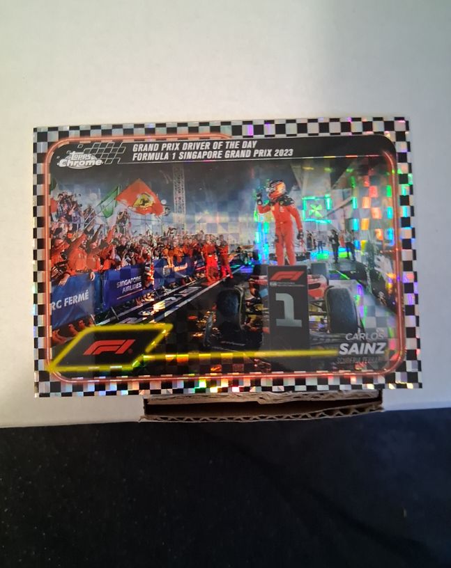 2024 Topps Chrome #173 Carlos Sainz — front