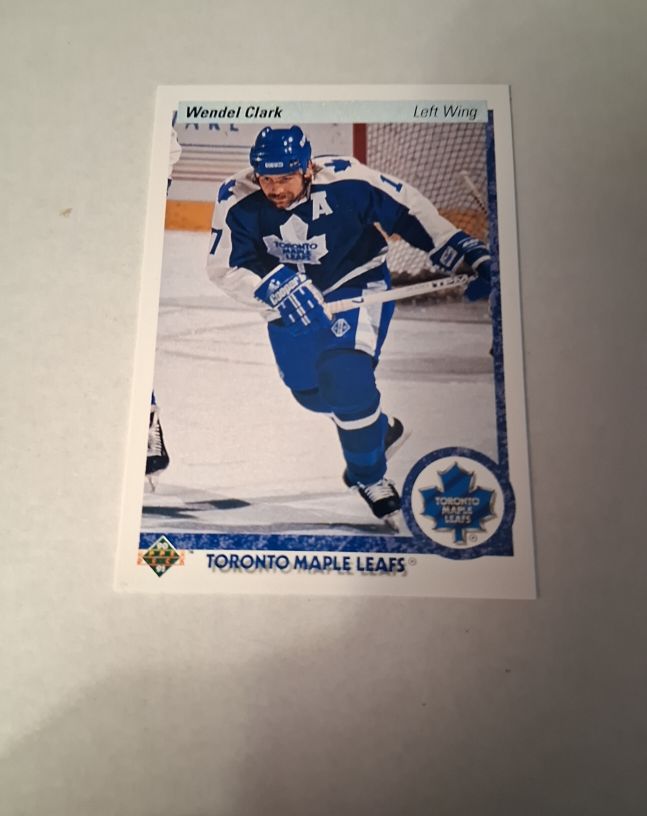 1990-91 Upper Deck #3 Wendel Clark — front