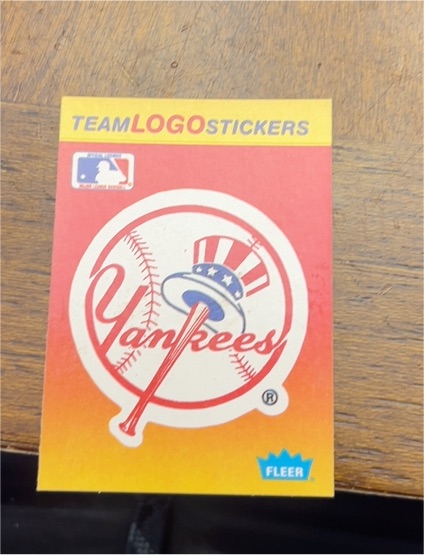1991 Fleer #NNO New York Yankees Team Logo Stickers — front