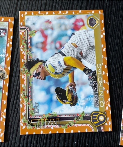 2025 Topps Holiday #H21 William Contreras — front