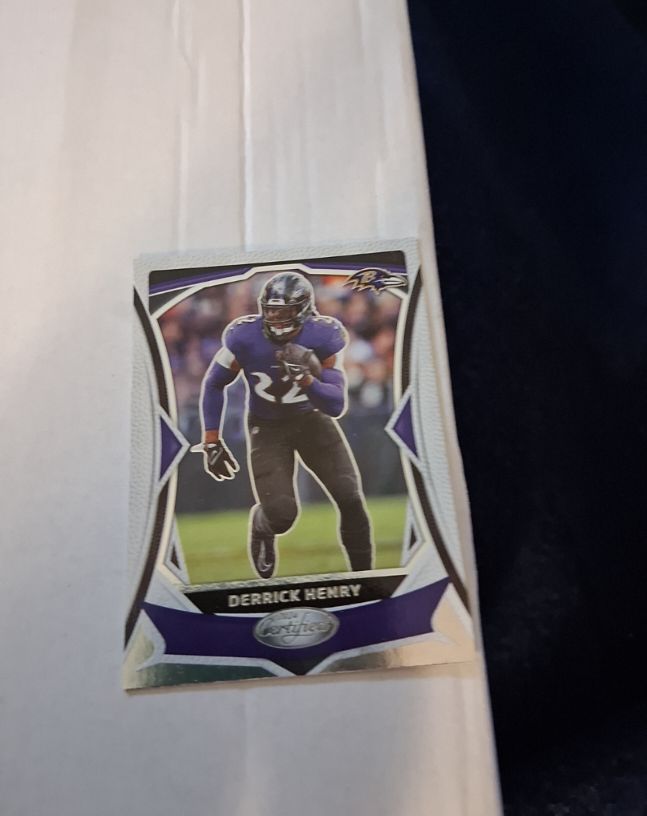 2024 Panini Certified Derrick Henry — front