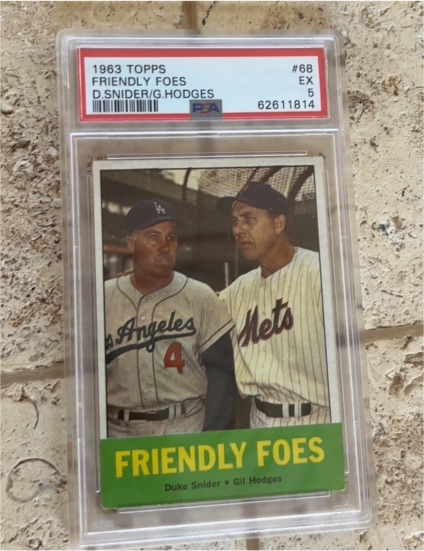 1963 Topps #68 Friendly Foes Duke Snider Gil Hodges — front