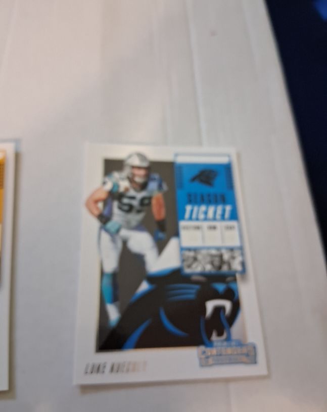 2018 Panini Contenders #86 Luke Kuechly — front