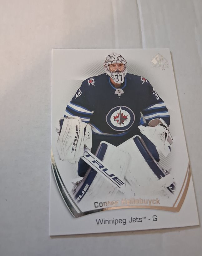 2021-22 Upper Deck SP Authentic #62 Connor Hellebuyck — front