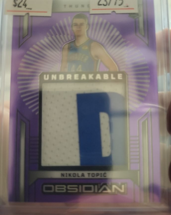 2024-25 Panini Obsidian #UM-NT Nikola Topić — front