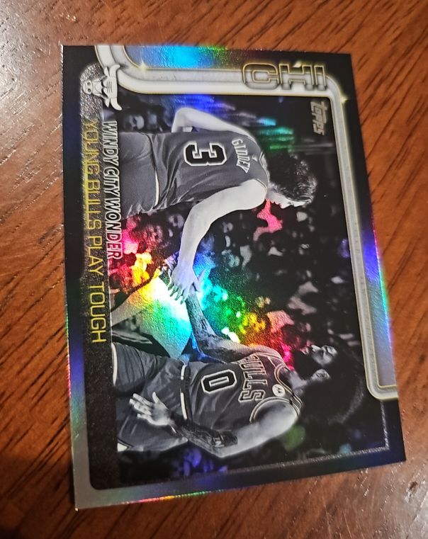 2025-26 Topps #277 Windy City Wonder: Young Bulls Play Tough — front