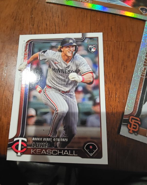 2025 Topps Update #US342 Luke Keaschall Rookie Debut — front