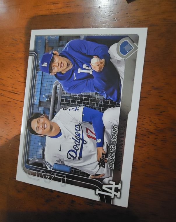 2025 Topps Update #US269 Rising Sons Shohei Ohtani / Roki Sasaki — front