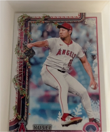 2025 Topps Holiday #H59 Yusei Kikuchi — front