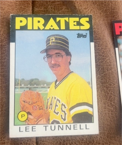 1986 Topps #161 Lee Tunnell — front