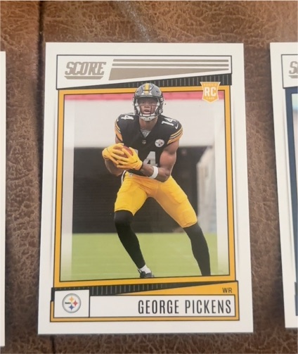 2022 Panini Score #383 George Pickens — front