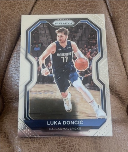 2020-21 Panini Prizm #32 Luka Dončić — front