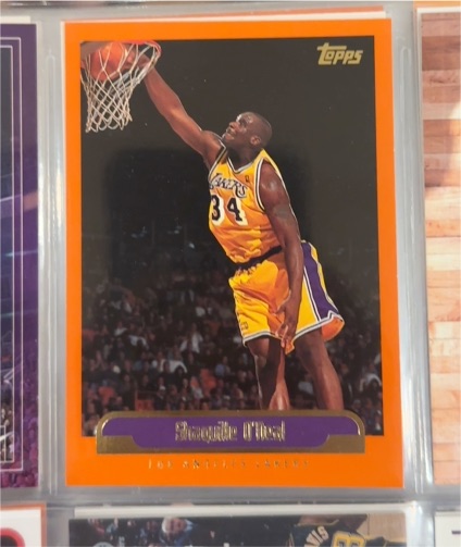 1999 Topps #23 Shaquille O'Neal — front