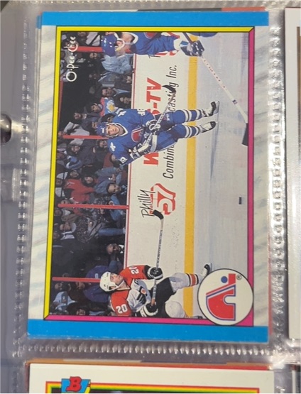 1989-90 O-Pee-Chee #313 Joe Sakic Quebec Nordiques — front