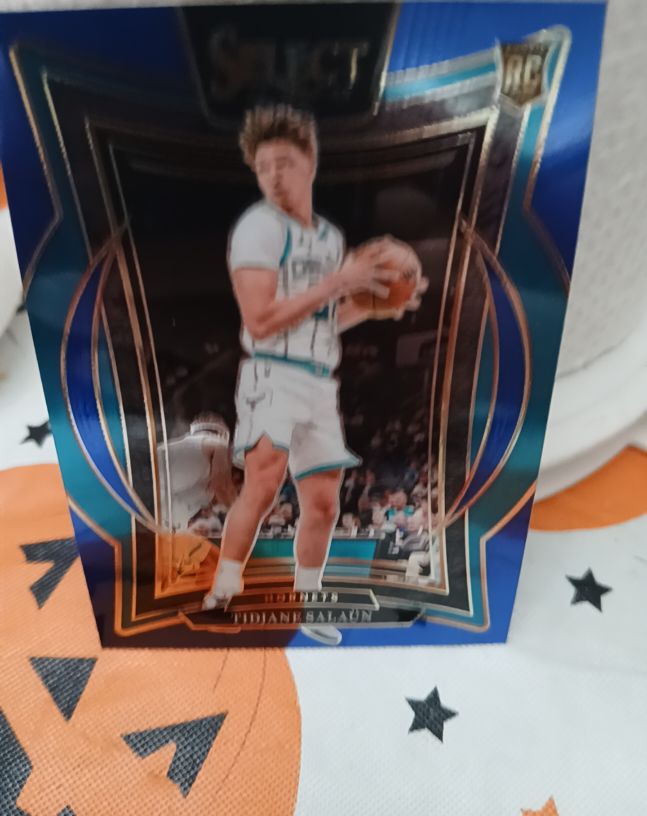 2024-25 Panini Select #95 Tidjane Salaun — front
