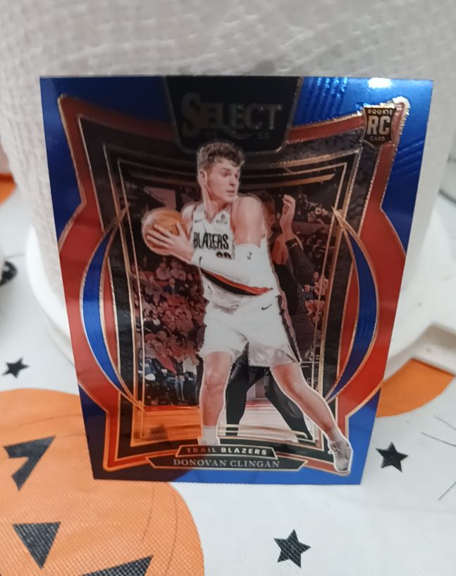 2024-25 Panini Select #69 Donovan Clingan — front