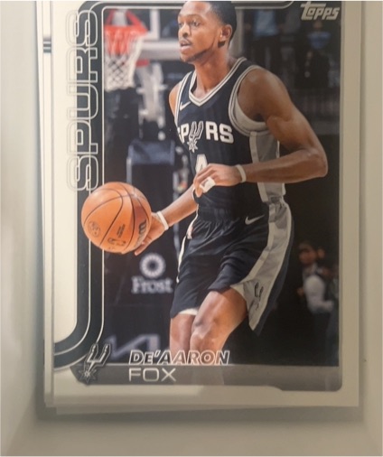 2025-26 Topps #196 De'Aaron Fox — front