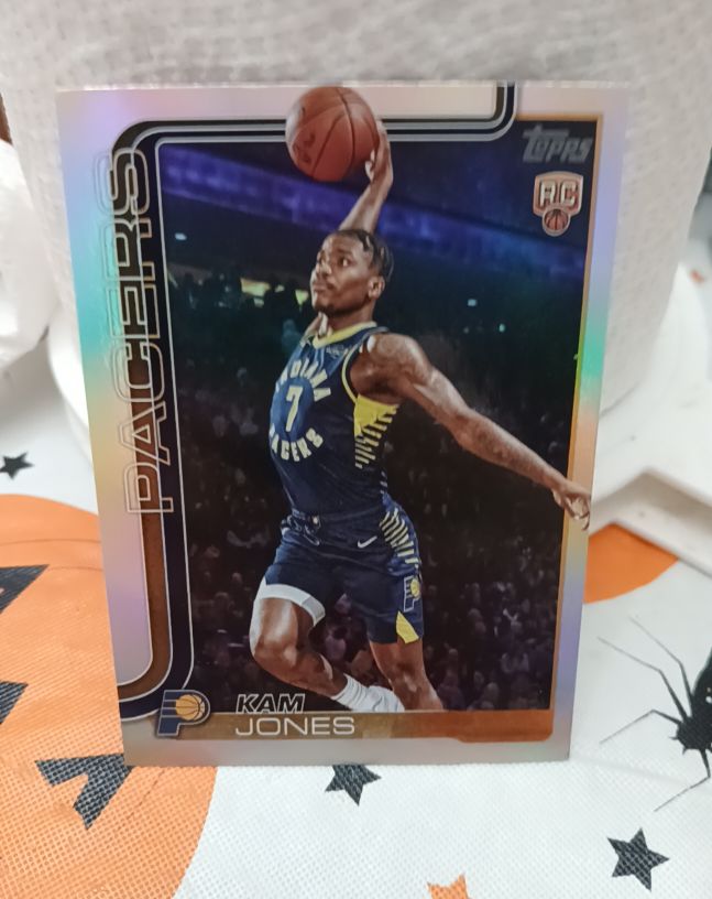 2025 Topps Basketball #239 Kam Jones — front