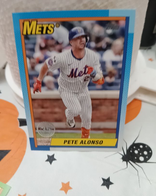 2025 Topps Series 1 - 1990 Topps Baseball #T90-30 Pete Alonso — front