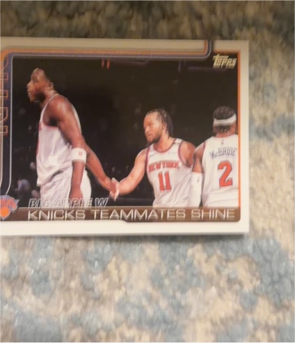 2025-26 Topps #274 Big Apple W Knicks Teammates Shine — front