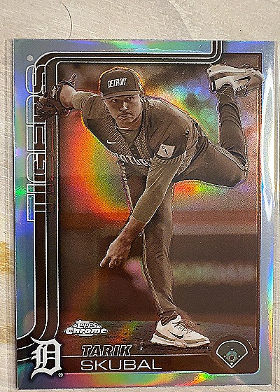 2025 Topps Chrome #71 Tarik Skubal — front
