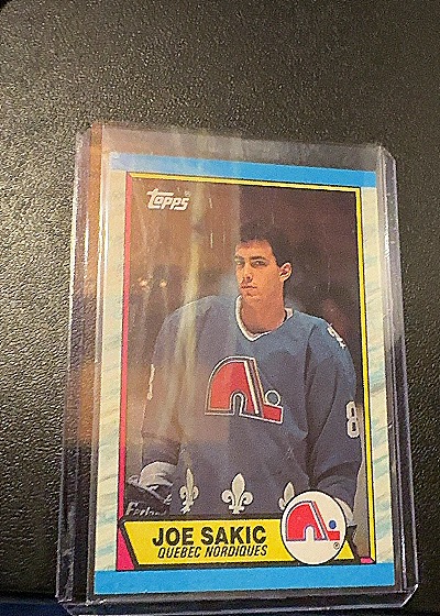 1989 Topps #113 Joe Sakic — front