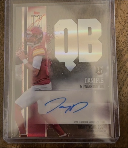 2024 Topps Signature Class #QB Jayden Daniels — front