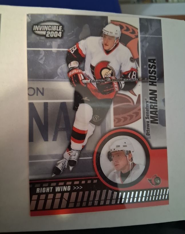 2003-04 Pacific Invincible #69 Marian Hossa — front