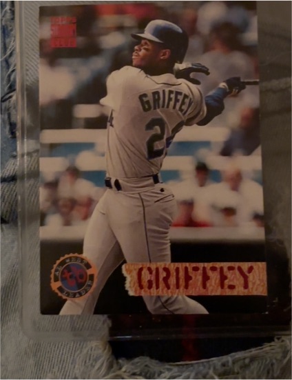 1994 Topps Stadium Club #529 Ken Griffey Jr. — front