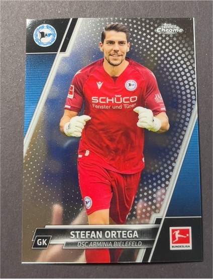 2021-22 Topps Chrome Bundesliga #19 Stefan Ortega — front