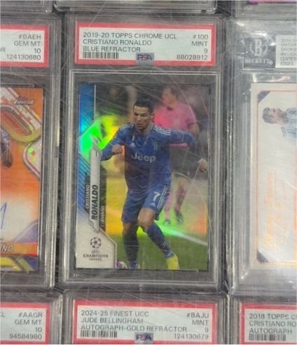 2019-20 Topps Chrome UCL #100 Cristiano Ronaldo Blue Refractor — front