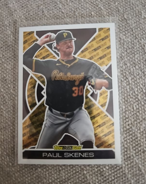 2025 Topps Update #BG-6 Paul Skenes Black Gold Insert — front