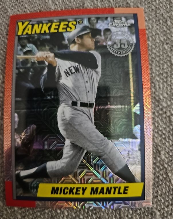 2025 Topps Update Chrome #U90C-54 Mickey Mantle — front