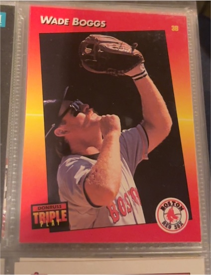 1992 Donruss Triple Play #211 Wade Boggs — front