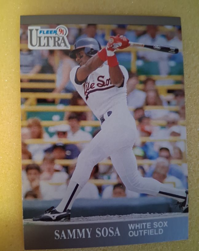 1991 Fleer Ultra #82 Sammy Sosa — front