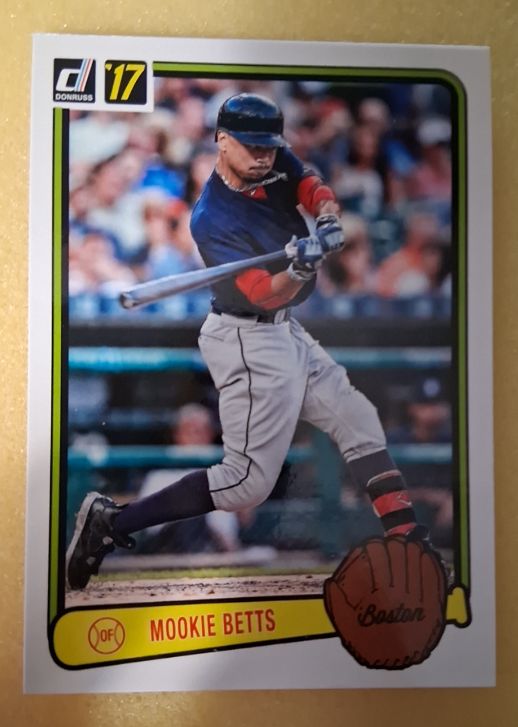 2017 Donruss #RV-4 Mookie Betts Retro Variations 1983 Boston Red Sox — front