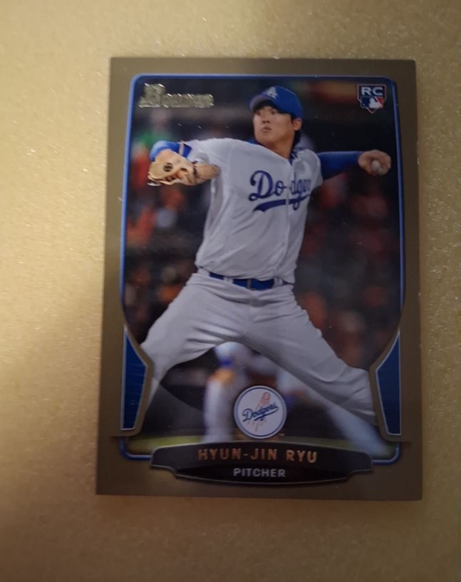 2013 Bowman #218 Hyun-Jin Ryu — front