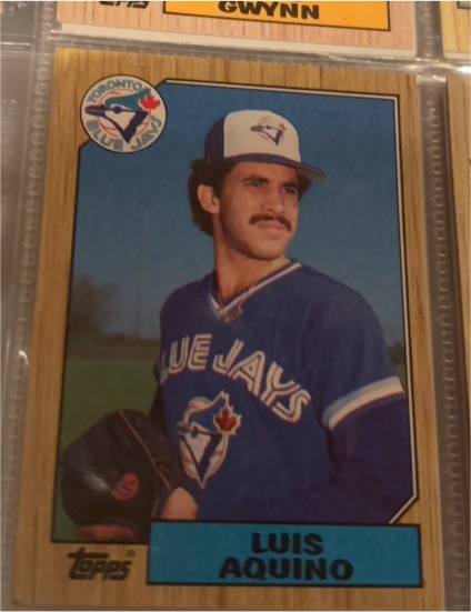 1987 Topps #301 Luis Aquino — front