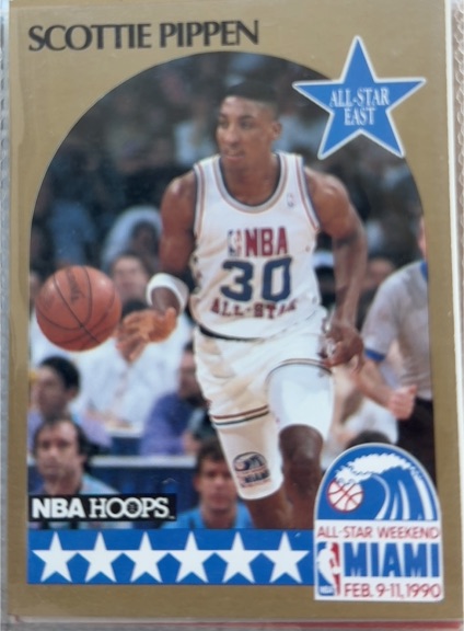 1990-91 Hoops #9 Scottie Pippen — front