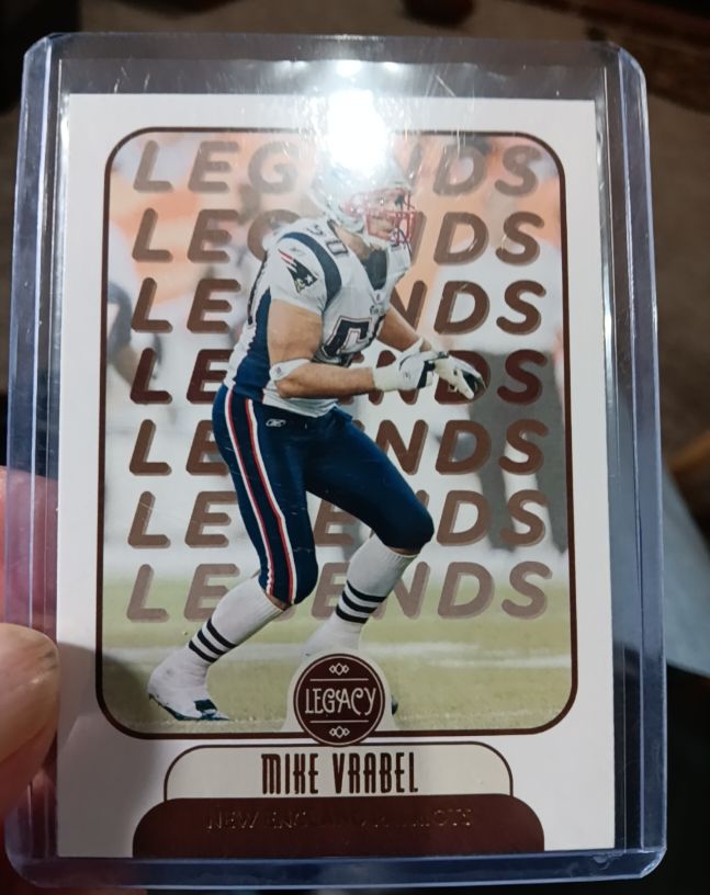 2021 Panini Legacy Legends #116 Mike Vrabel — front